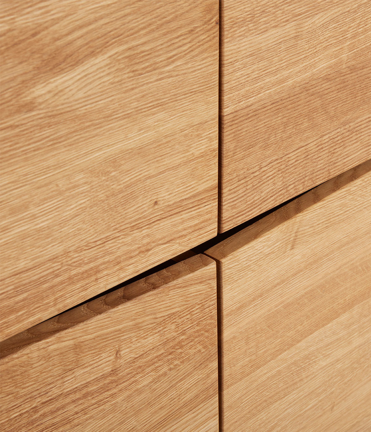 Muubs Wing Highboard in Natural Oil Oak