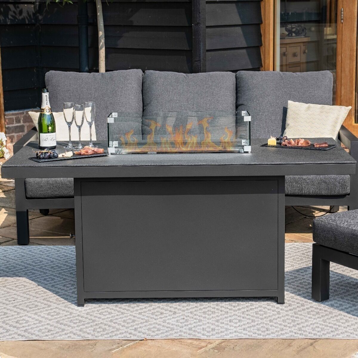 Aluminium Fire Pit Dining Table