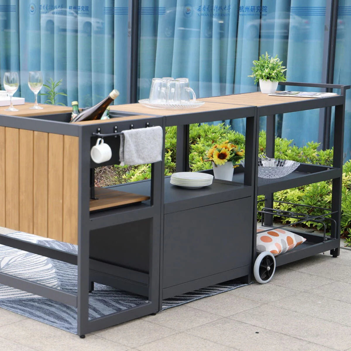 Maze Outdoor Kitchen / Bar Unit