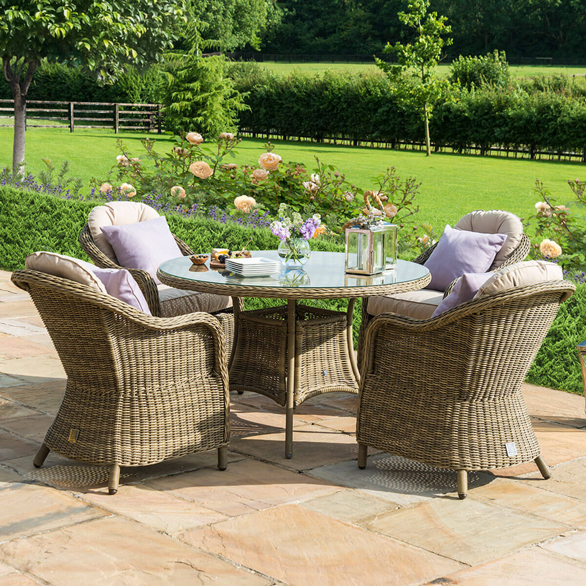 Winchester 4 Seat Round Dining Set with Heritage Chairs